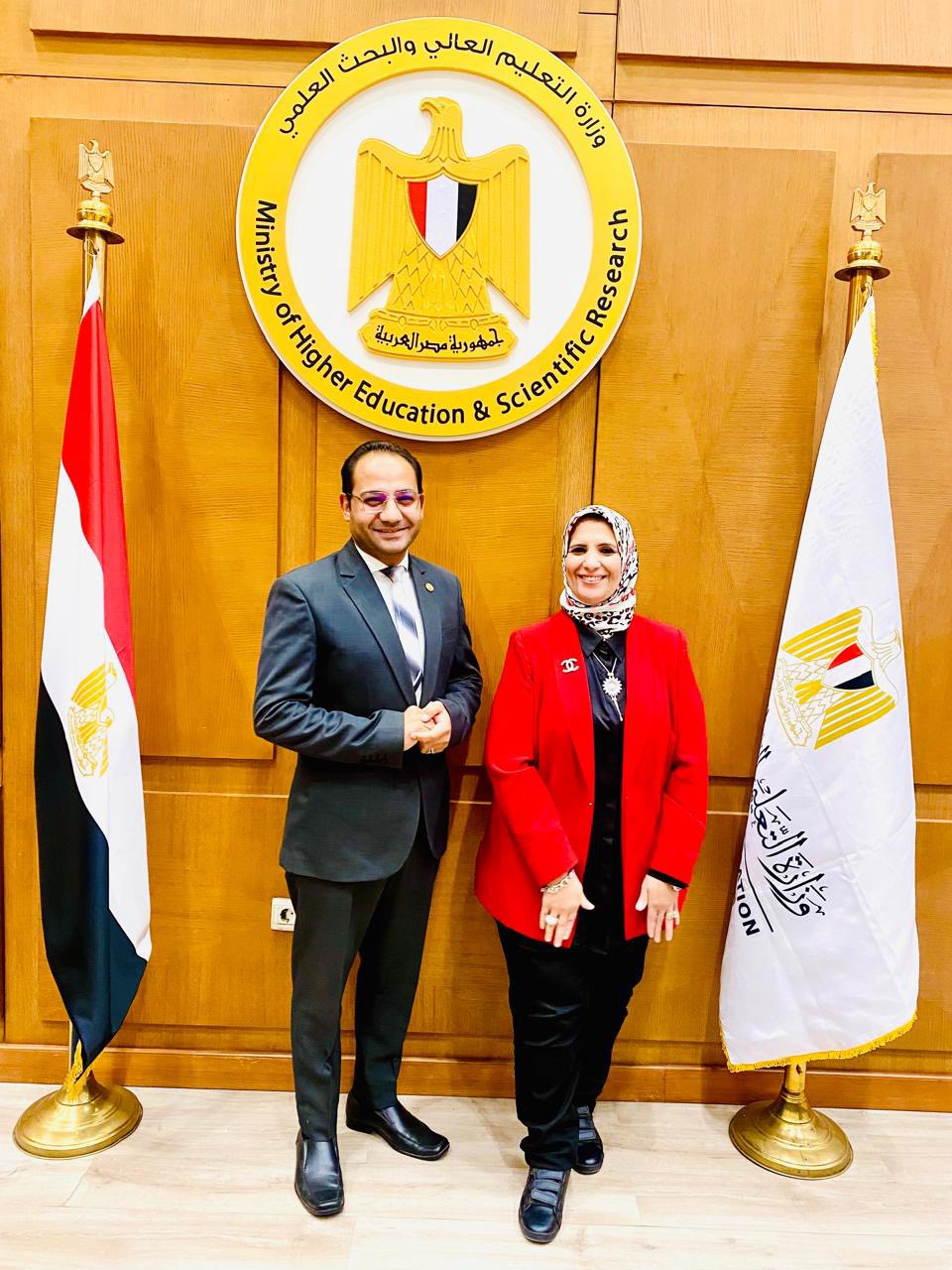 اجتماع موسّع بوزارة التعليم العالي لتعزيز تمكين الطلاب ذوي الإعاقة في الجامعات المصرية